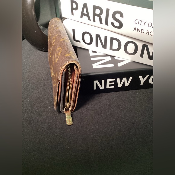 LOUIS VUITTON Monogram Canvas Tresor - Picture 9 of 10